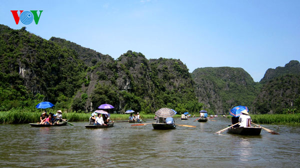 Tam Coc - Ha Long bay on land